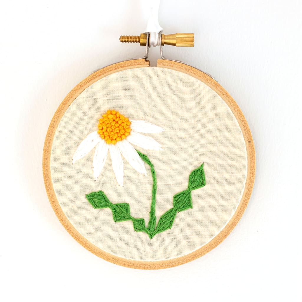 Daisy Embroidery By Katiebette